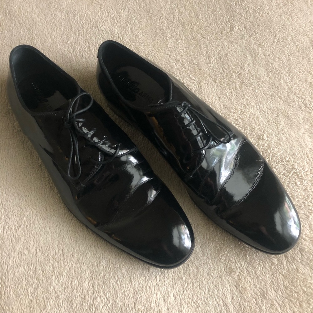 Giorgio Armani leather dress shoes